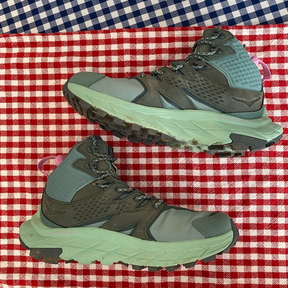 Hoka Anacapa Mid Gore-Tex Sneakers 8/39 EUC - Picture 10 of 12